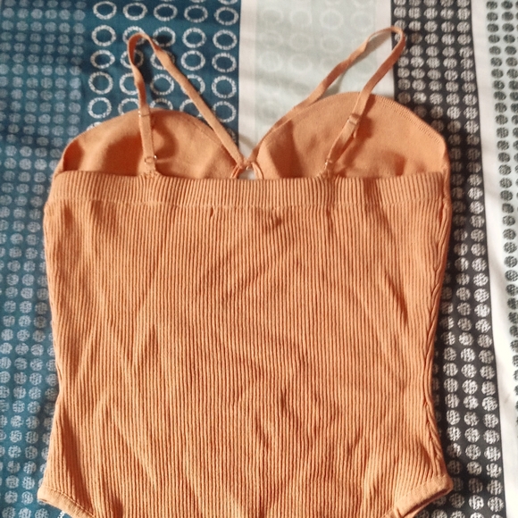 Keyhole bodysuit - Picture 5 of 5